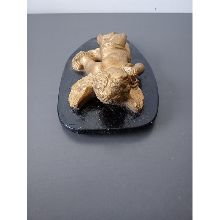 Wanddecoratie engel goudkleurig op zwart