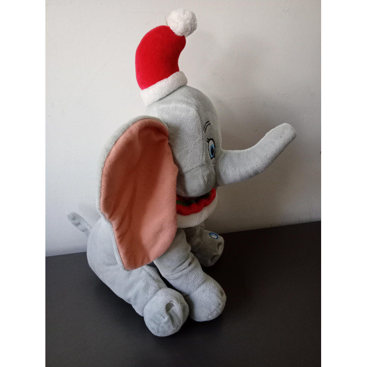 Disney Dumbo knuffel met kerstmuts geluid (35 cm)