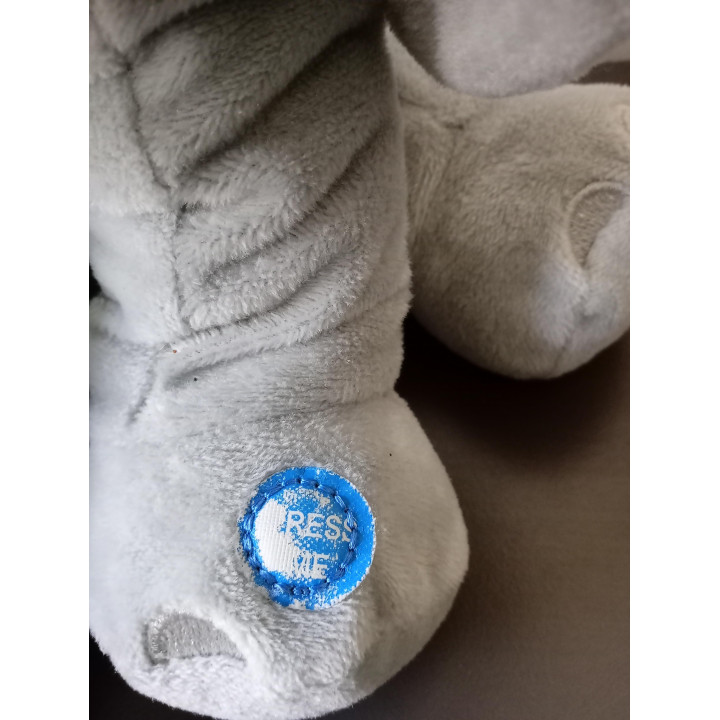 Disney Dumbo knuffel met kerstmuts geluid (35 cm)