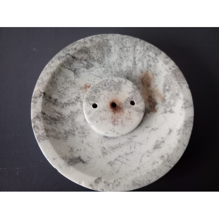 Marmeren wierookhouder