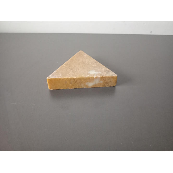 Driehoekige marmeren wierookhouder