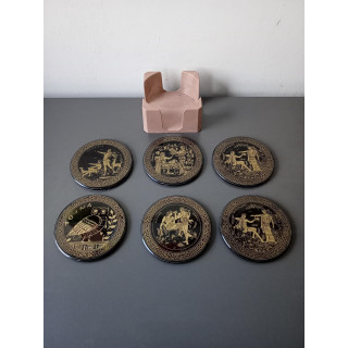 Set van 6 onderzetters met houder Grieks design zwart goud