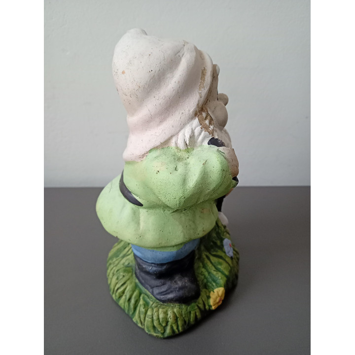 Vintage kabouter beeldje met schep