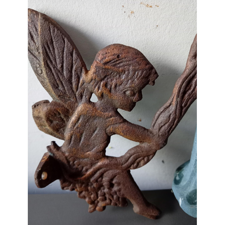 Gietijzeren wandbel met elfje vintage brocante