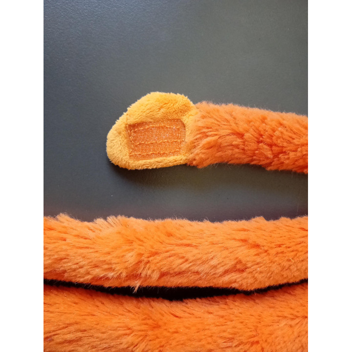 Set van 2 pluche apen met klittenband handjes