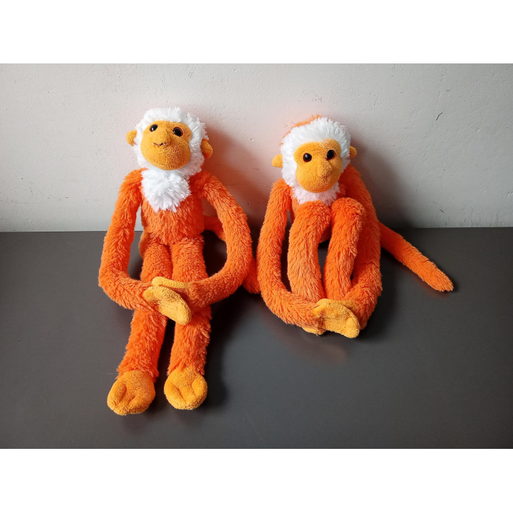 Set van 2 pluche apen met klittenband handjes