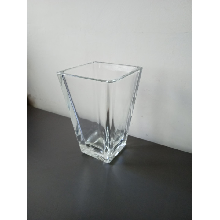 Grote glazen vaas vierkant model