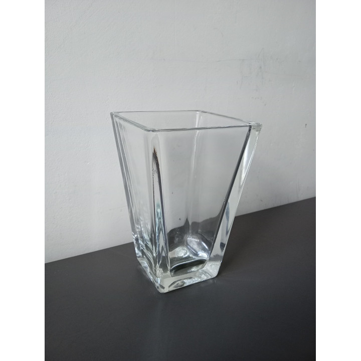 Grote glazen vaas vierkant model