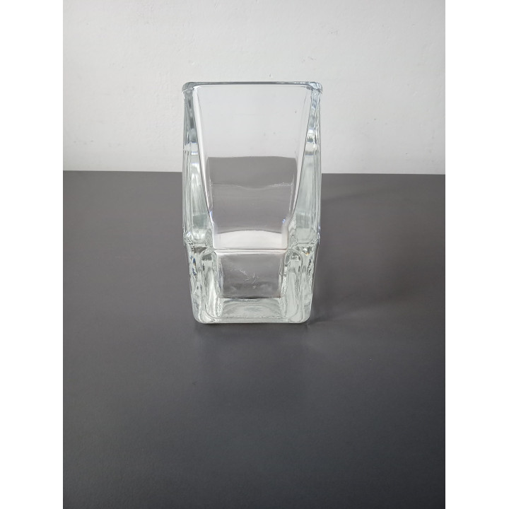 Grote glazen vaas vierkant model