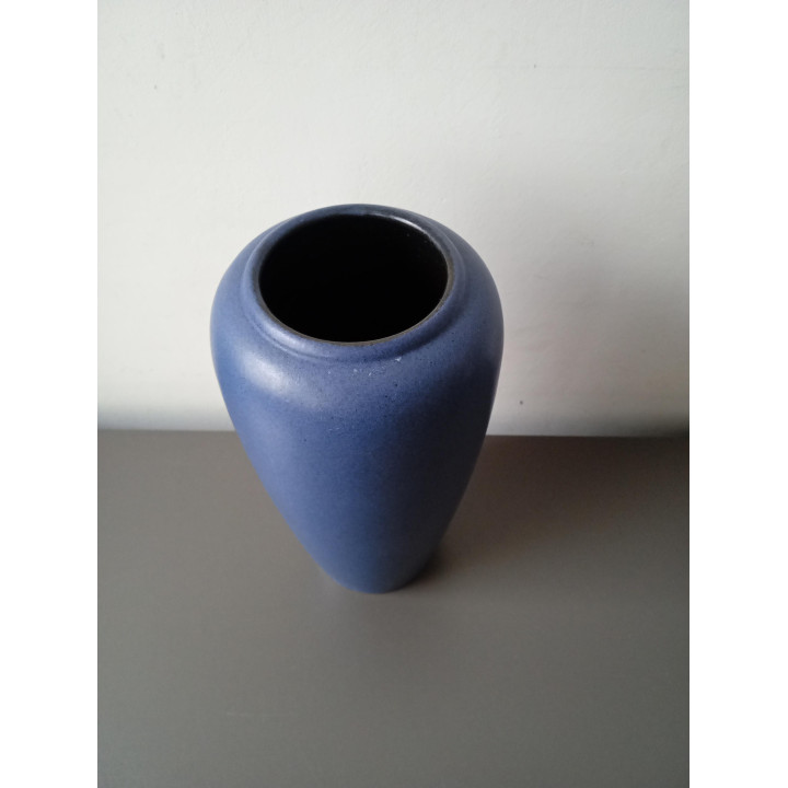 Blauwe keramieken vaas