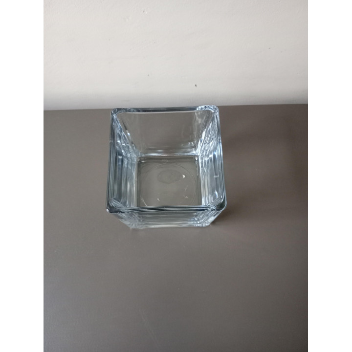 Vierkante glazen vaas compact