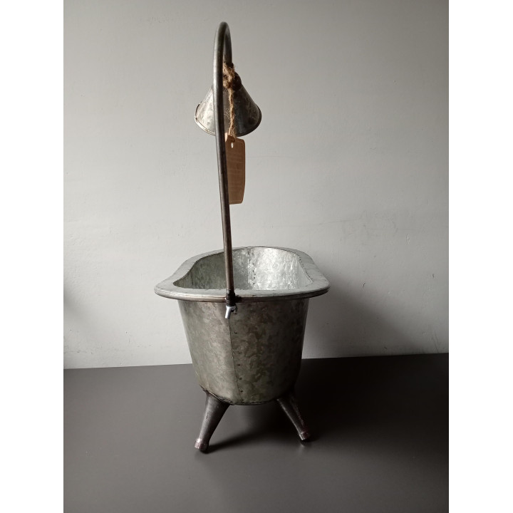 Decoratief metalen badkuip plantenbak met douche Boltz Garden