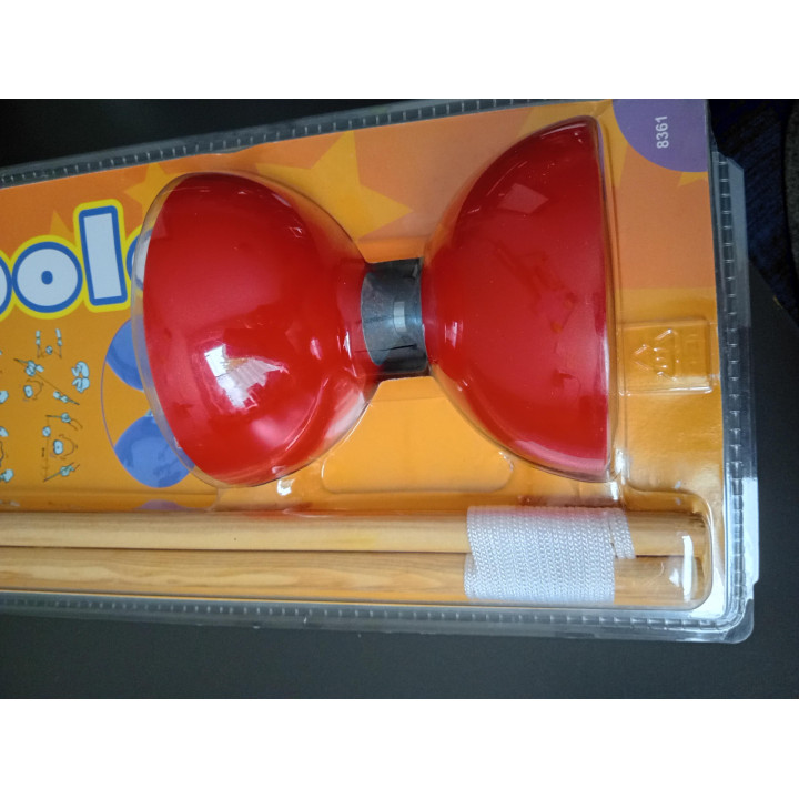Diabolo set met houten stokjes | Angelique’s Kringloop