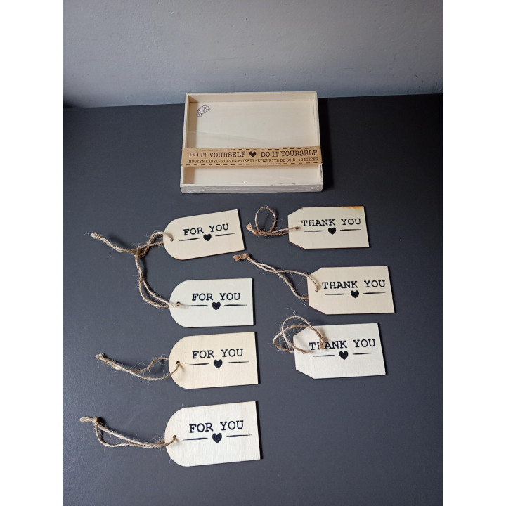 Houten cadeau labels met touwtje | Angelique’s Kringloop
