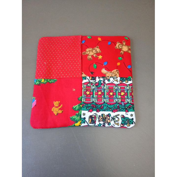 Handgemaakt etui maandverband kerstberen | Angelique’s Kringloop