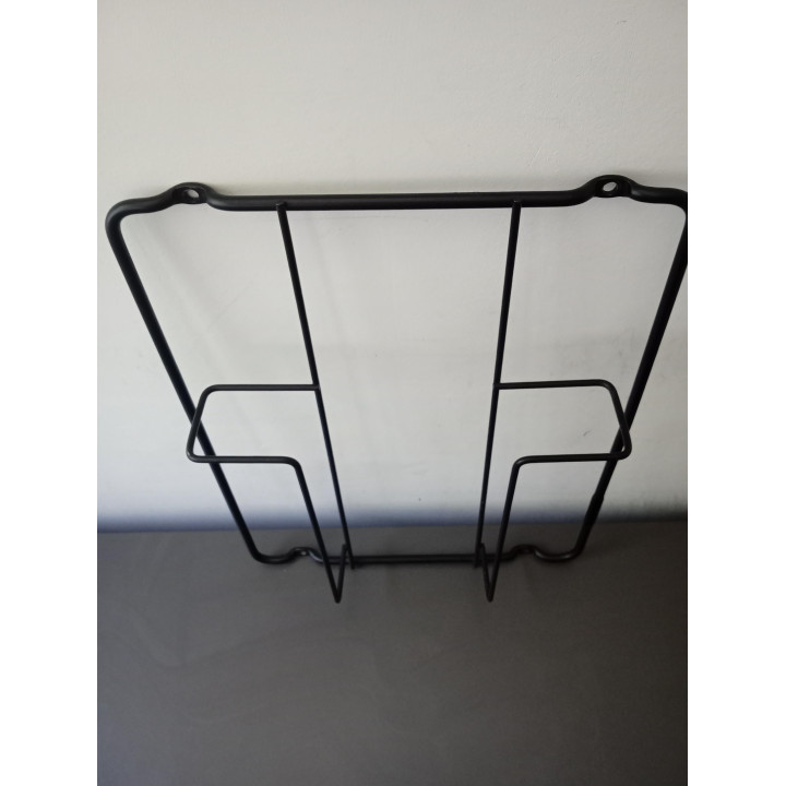 Zwart metalen tijdschriftenrek wand | Angelique’s Kringloop