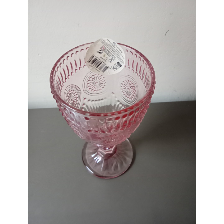 Roze Glas op Voet met Reliëfpatroon