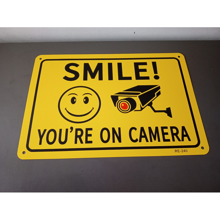Waarschuwingsbord Smile You're on Camera