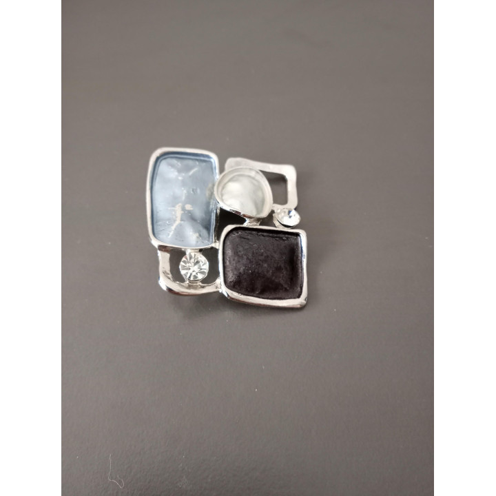Decoratief Zilverkleurig Ornament met Blauwe Accenten