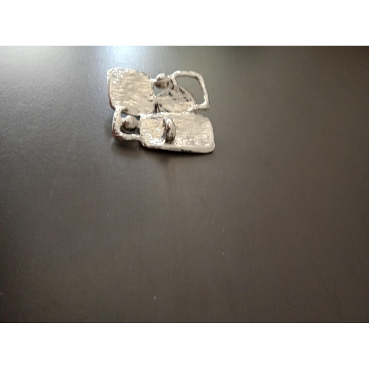 Decoratief Zilverkleurig Ornament met Blauwe Accenten