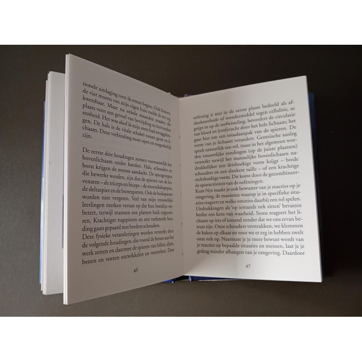 De Kunst van het Wakker Worden – Stephanie Wright