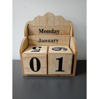 Houten eeuwigdurende kalender met dag maand en datumblokken