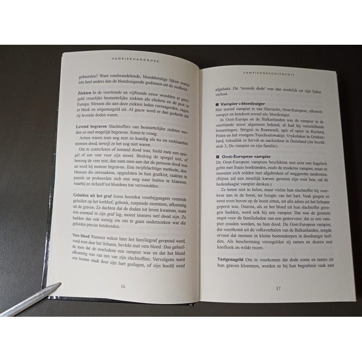 Vampierhandboek Paul van Loon en Jack Didden