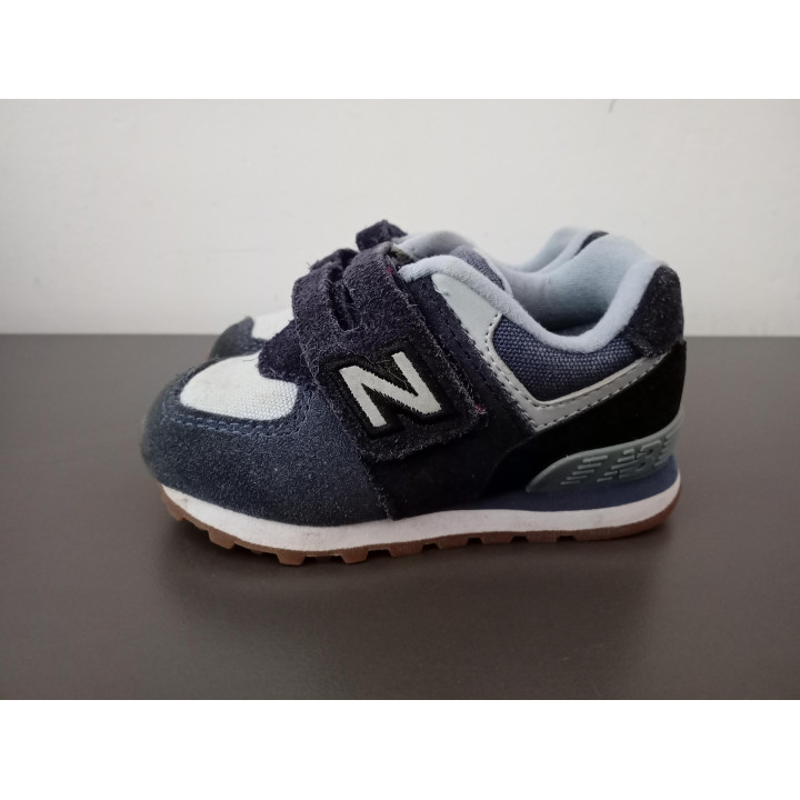 New Balance 574 kindersneakers maat 21 blauw