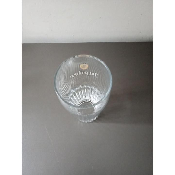 Jupiler bierglas met geel logo en ribbelglas