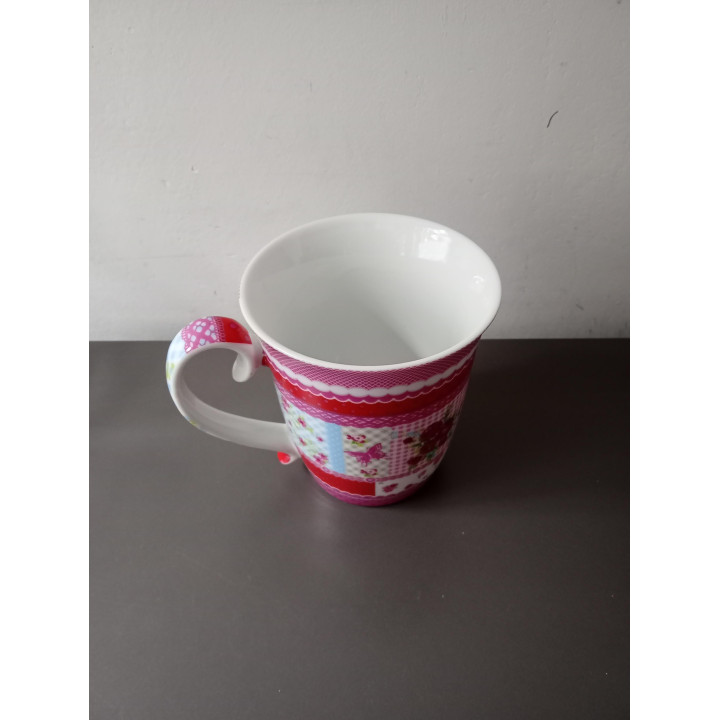 Kleurrijke mok met bloemen en vlinders 10 cm