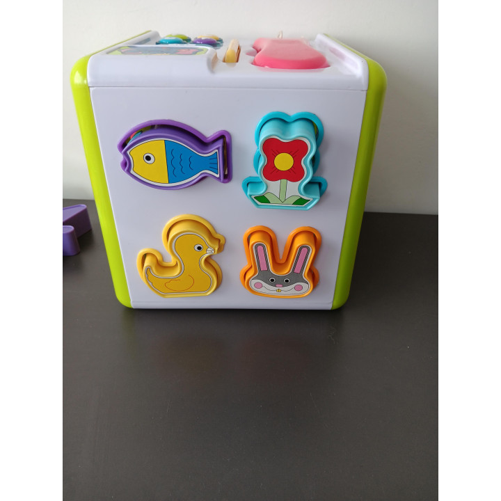 Activiteitenkubus - Vormsorter met Geluid & Klok