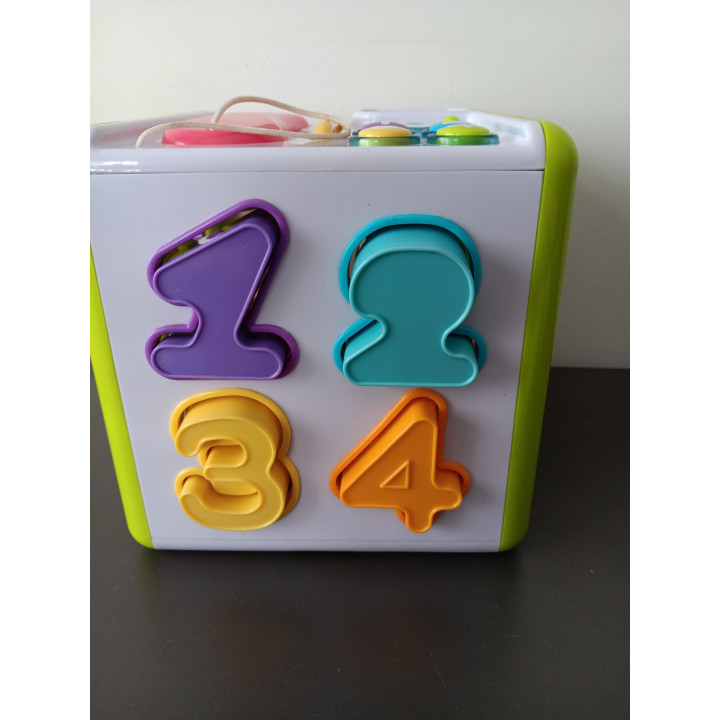 Activiteitenkubus - Vormsorter met Geluid & Klok