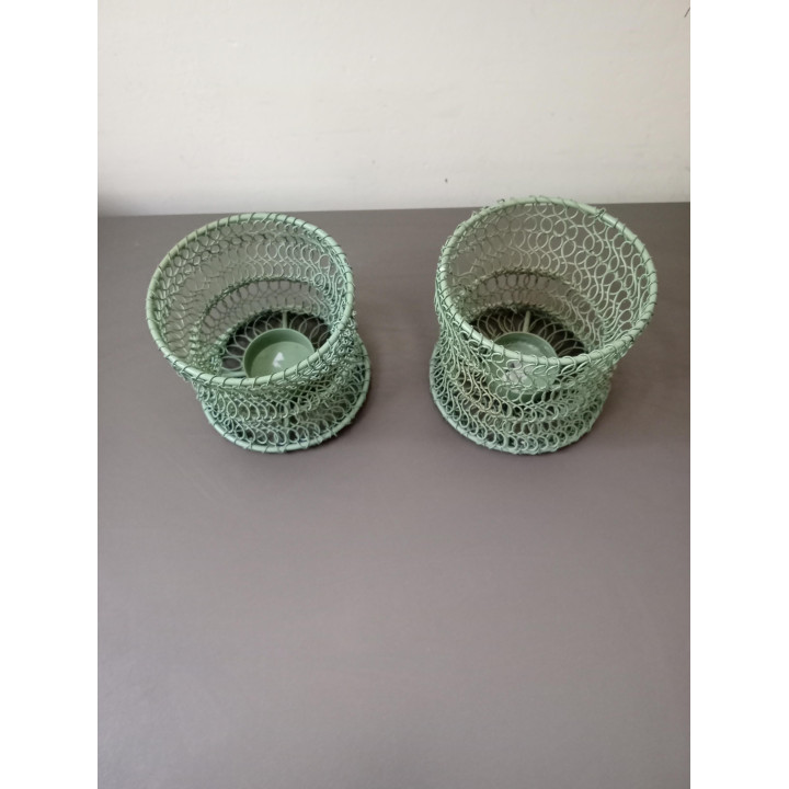 Set van 2 groene metalen waxinelichthouders 9 cm