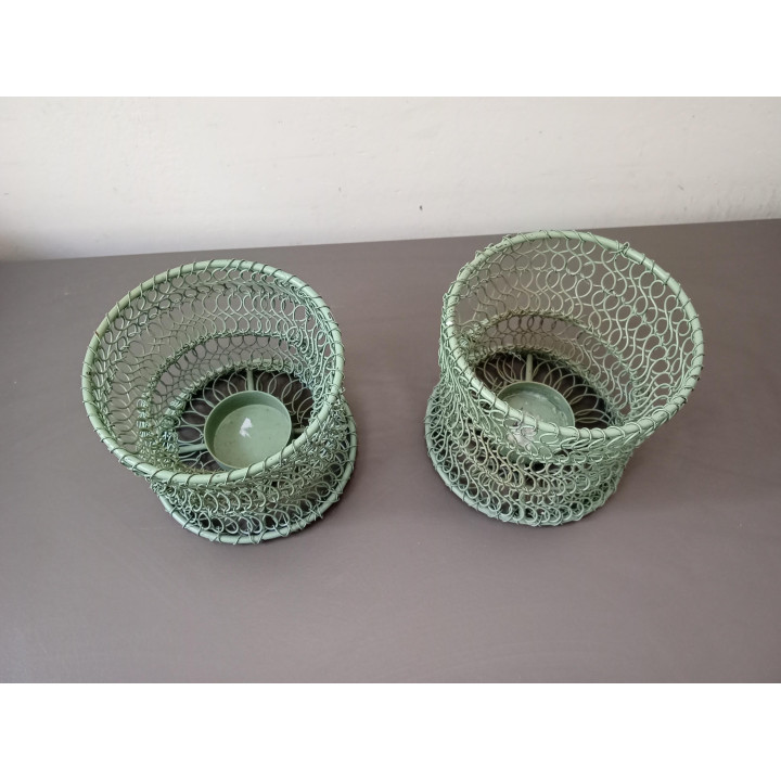 Set van 2 groene metalen waxinelichthouders 9 cm