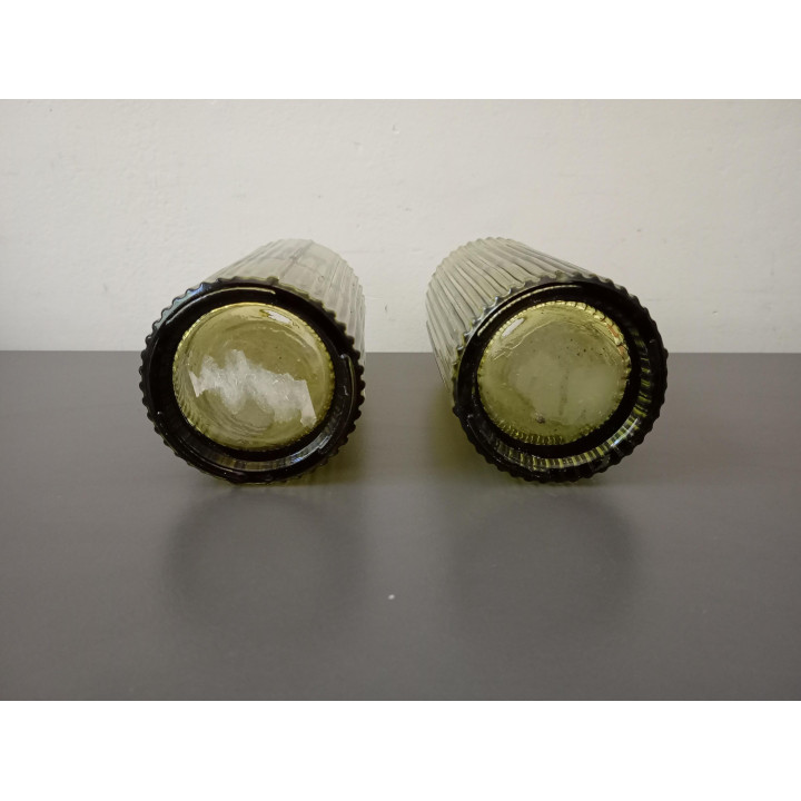 Set van 2 groene glazen vaasjes 13 cm