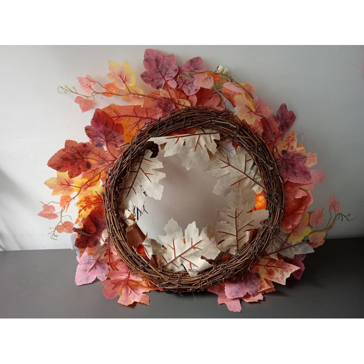Decoratieve herfstkrans met pompoenen en vlinders 24 cm