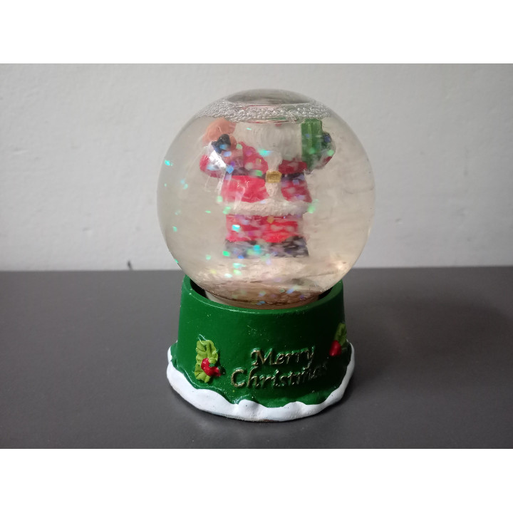 Kerst sneeuwbol met kerstman Merry Christmas