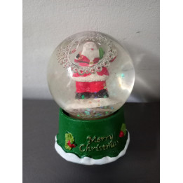 Kerst sneeuwbol met kerstman Merry Christmas