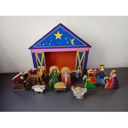 Houten kerststal met 11 figuren Ceba