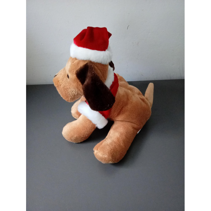 Pluche kersthond met kerstmuts 18,5 cm