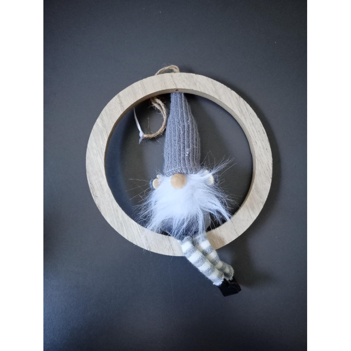 Houten kerstring met kerstkabouter 15 cm