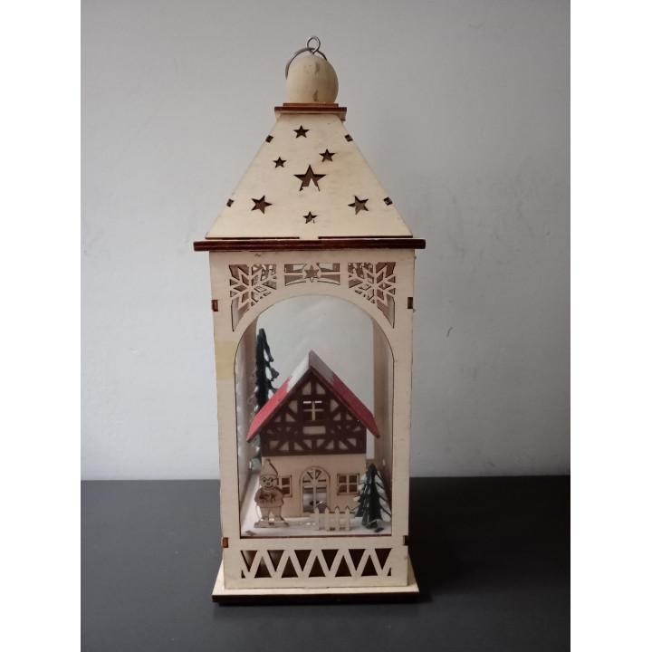 Houten kerstlantaarn met wintertafereel