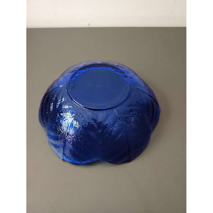 Blauw glazen schaaltje met golvende rand 12 cm