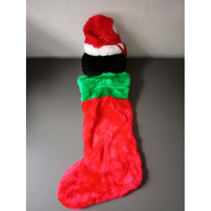 Kerstsok met pluche pinguïn en kerstmuts 64 cm