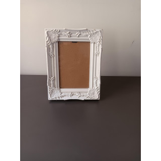 Wit Fotolijstje – Klassiek Ornament - 9 × 13 cm