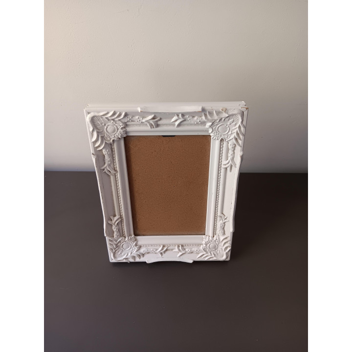 Wit Fotolijstje – Klassiek Ornament - 9 × 13 cm