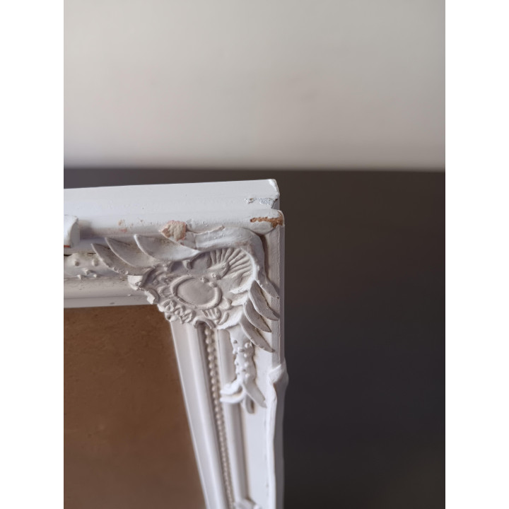 Wit Fotolijstje – Klassiek Ornament - 9 × 13 cm